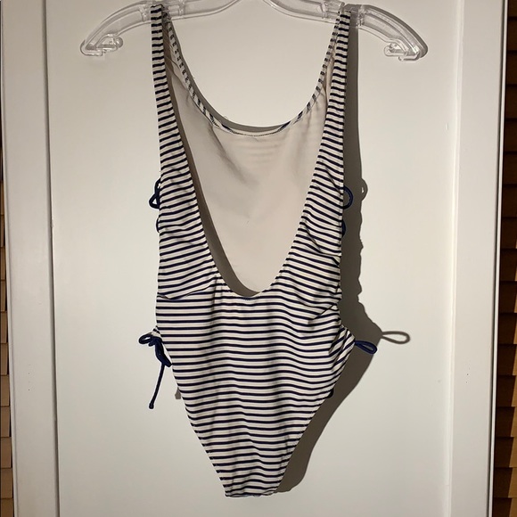 TopShop Onepiece Bathing Suit - Picture 3 of 4